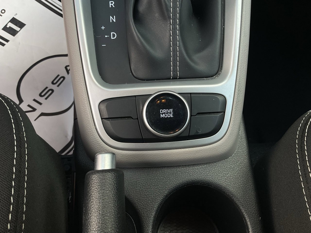 Used 2025 Hyundai Venue SEL FWD image 22