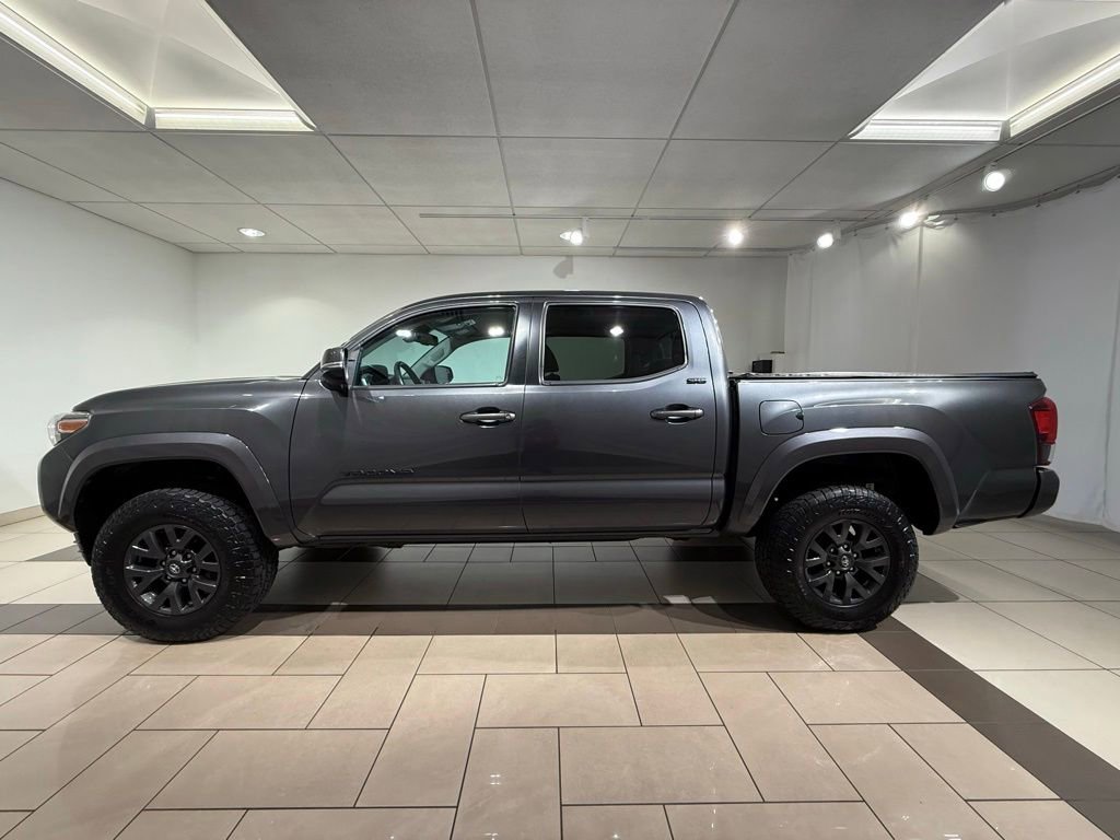 Certified 2020 Toyota Tacoma SR5 w/ Technology Package AWD/4WD image 2