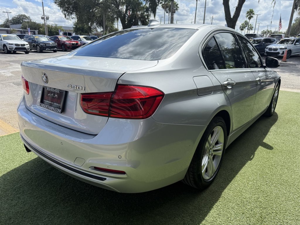 Used 2017 BMW 330i Sedan RWD image 6