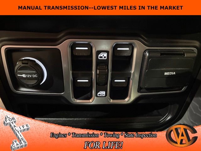 Used 2020 Jeep Wrangler Unlimited Sahara AWD/4WD image 21