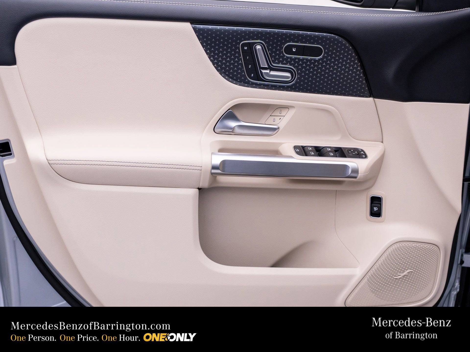 New 2026 Mercedes-Benz GLB 250 4MATIC image 15