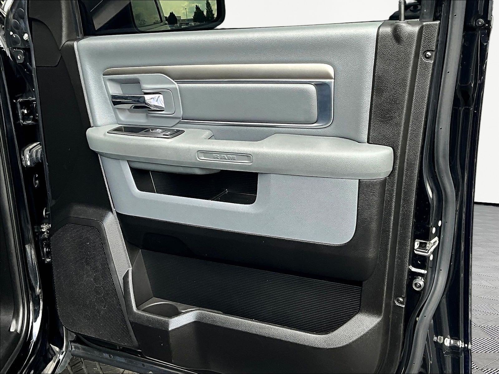Used 2019 RAM 1500 Lone Star RWD image 28