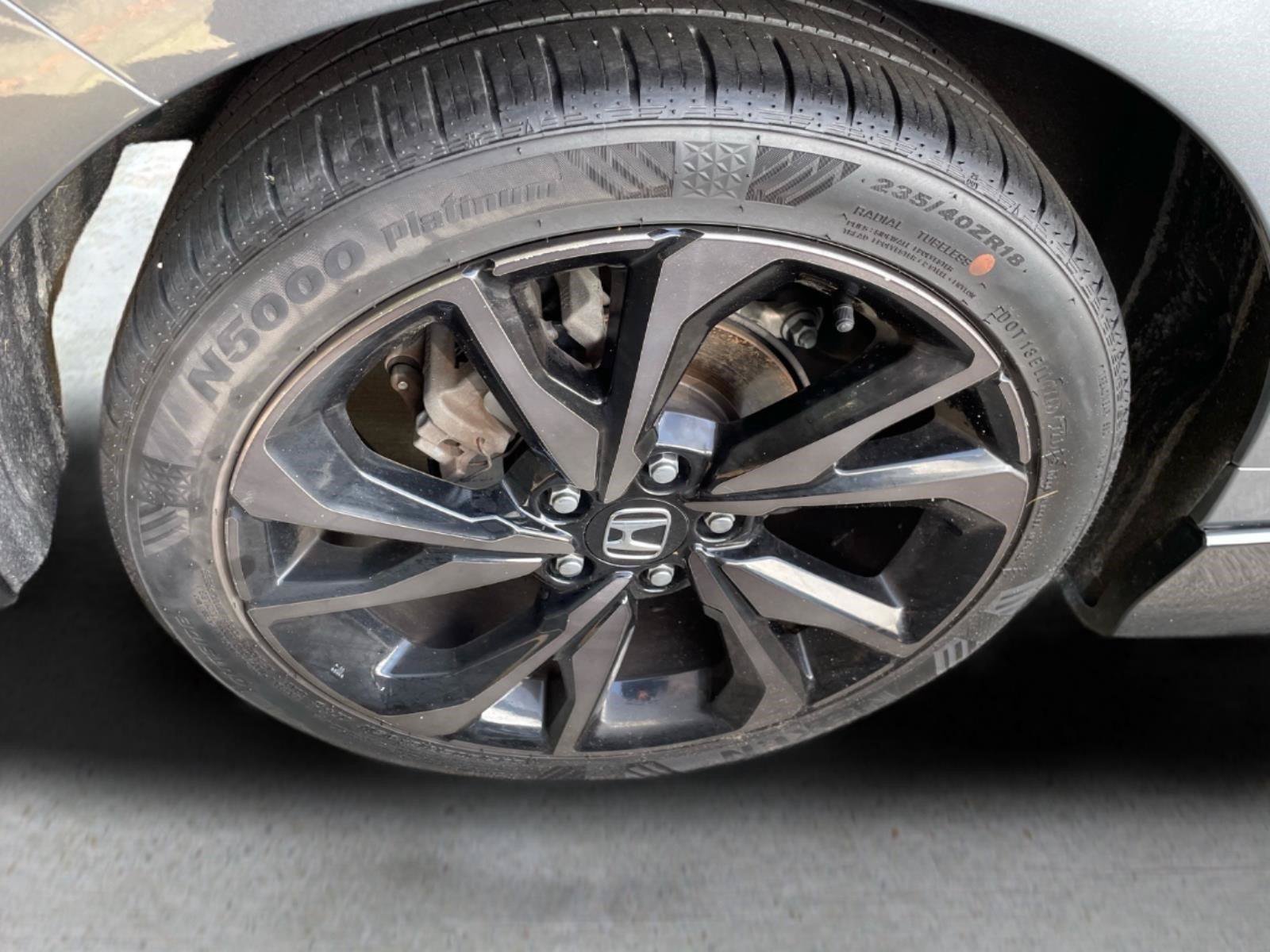 Used 2018 Honda Civic Sport image 19
