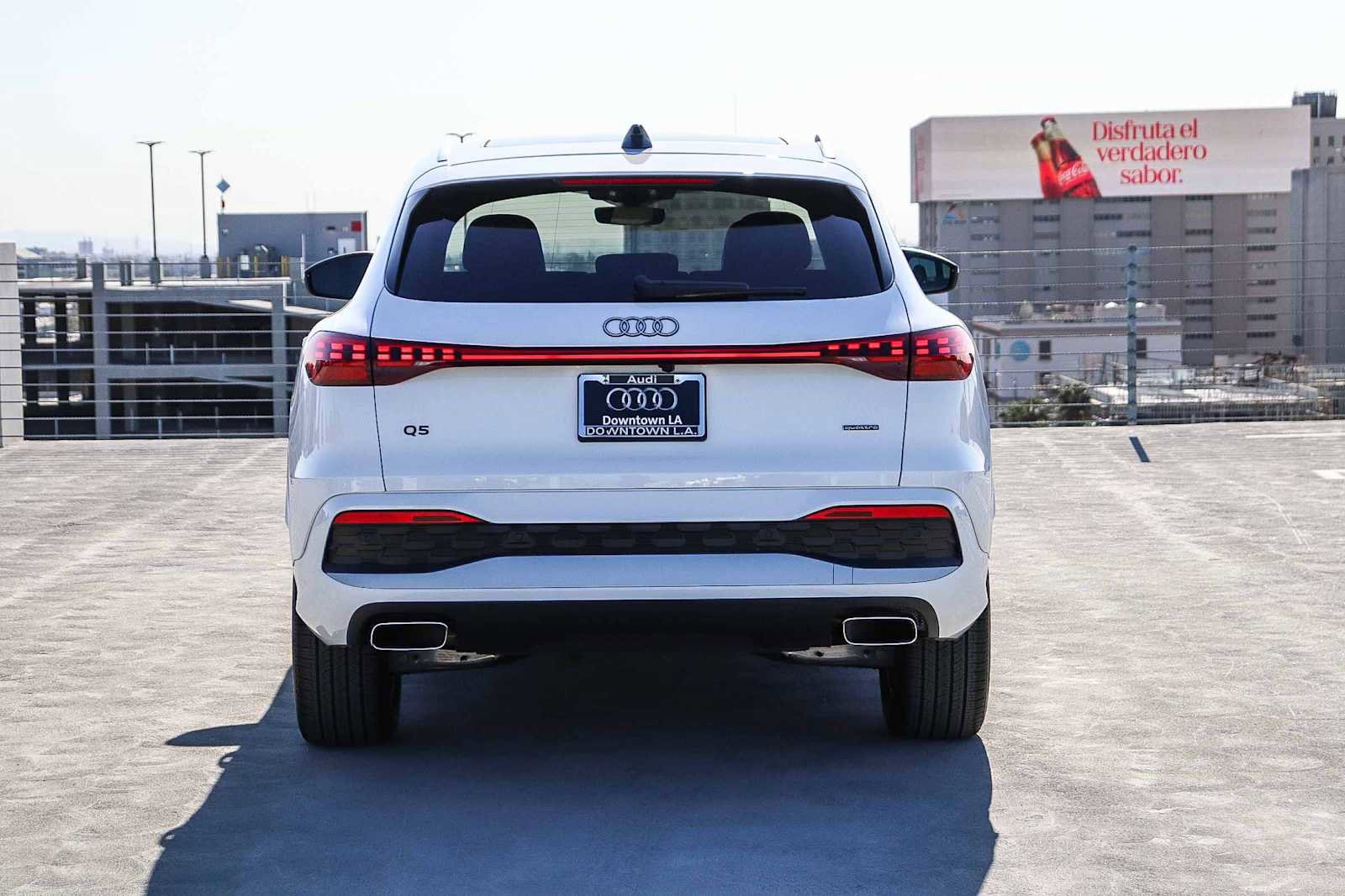 Used 2025 Audi Q5 Premium w/ Convenience Package image 5