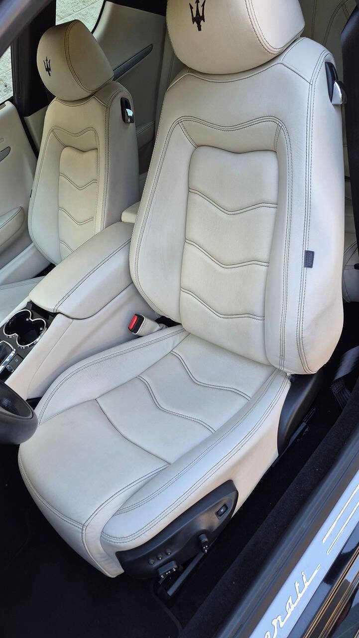 Used 2012 Maserati GranTurismo S RWD image 44