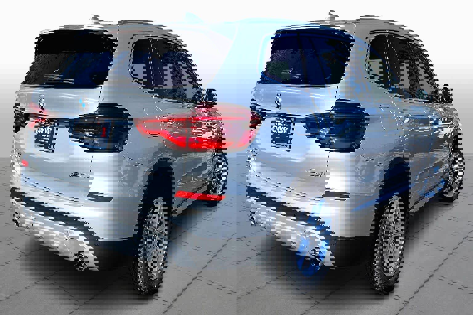 Used 2020 BMW X3 xDrive30i w/ Premium Package image 13