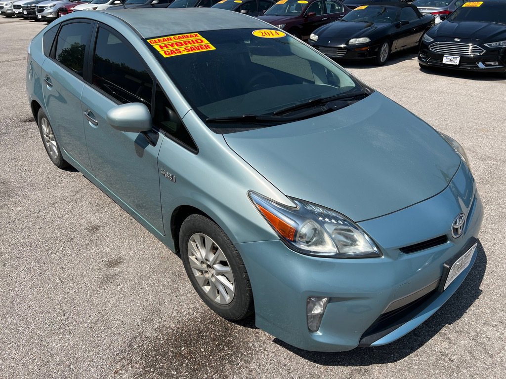 Used 2014 Toyota Prius Plug-In Hybrid image 1