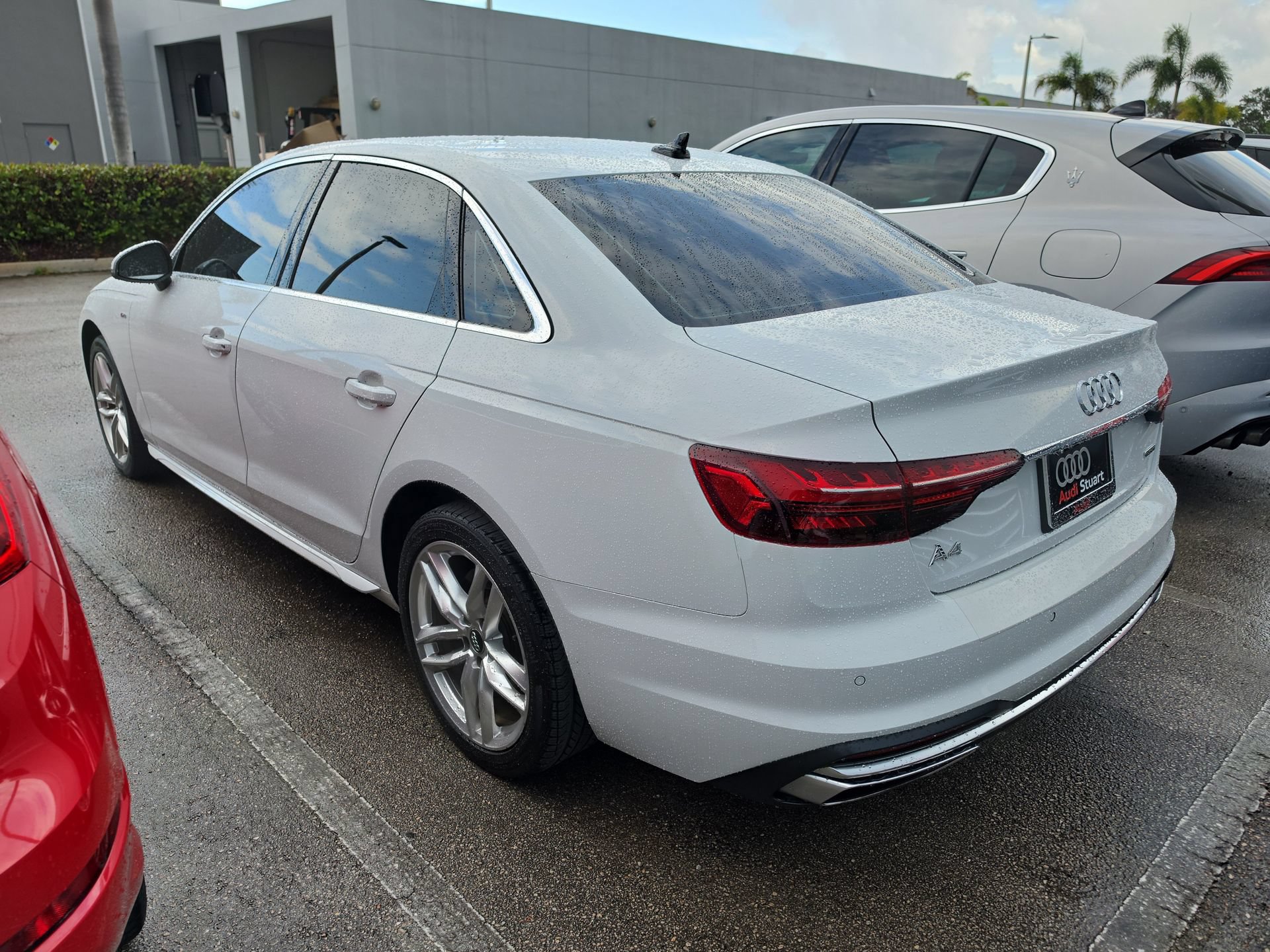 Used 2021 Audi A4 2.0T Premium w/ Convenience Package AWD/4WD image 4