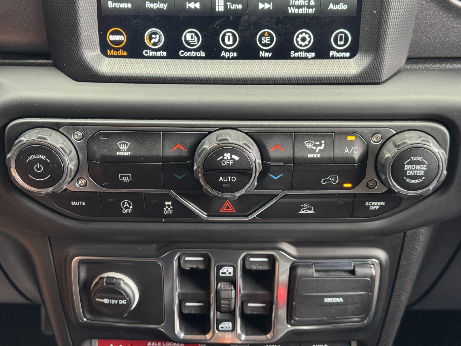 Used 2021 Jeep Gladiator Mojave AWD/4WD image 29