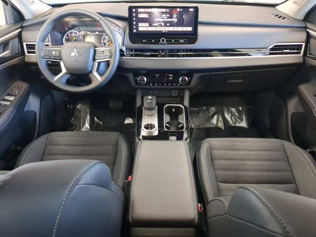 New 2025 Mitsubishi Outlander Trail Edition image 16