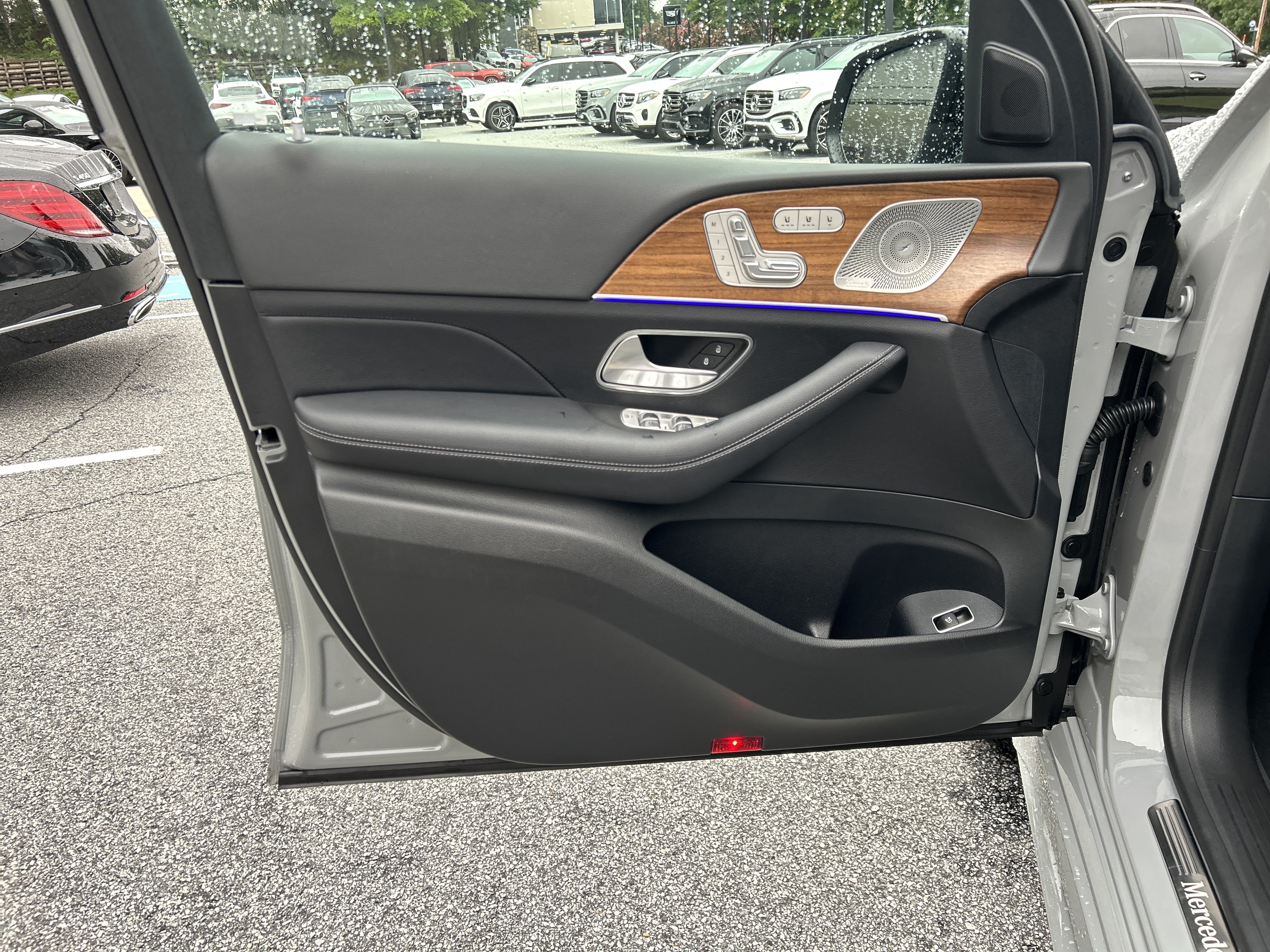 Certified 2025 Mercedes-Benz GLE 450 4MATIC image 16