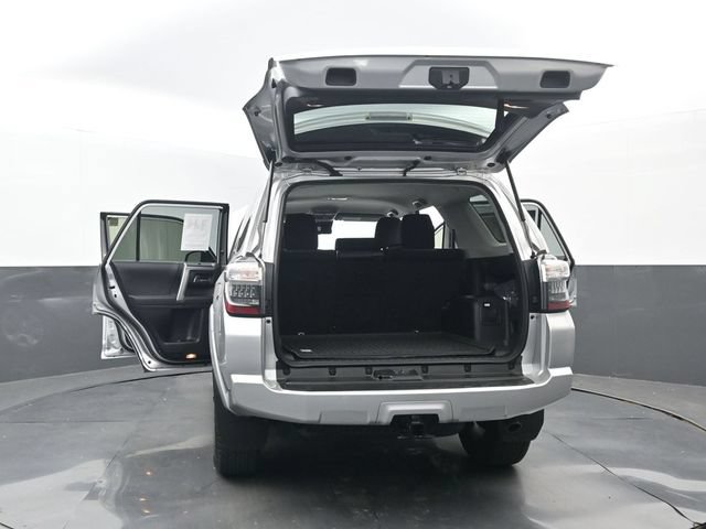 Used 2022 Toyota 4Runner SR5 RWD image 36