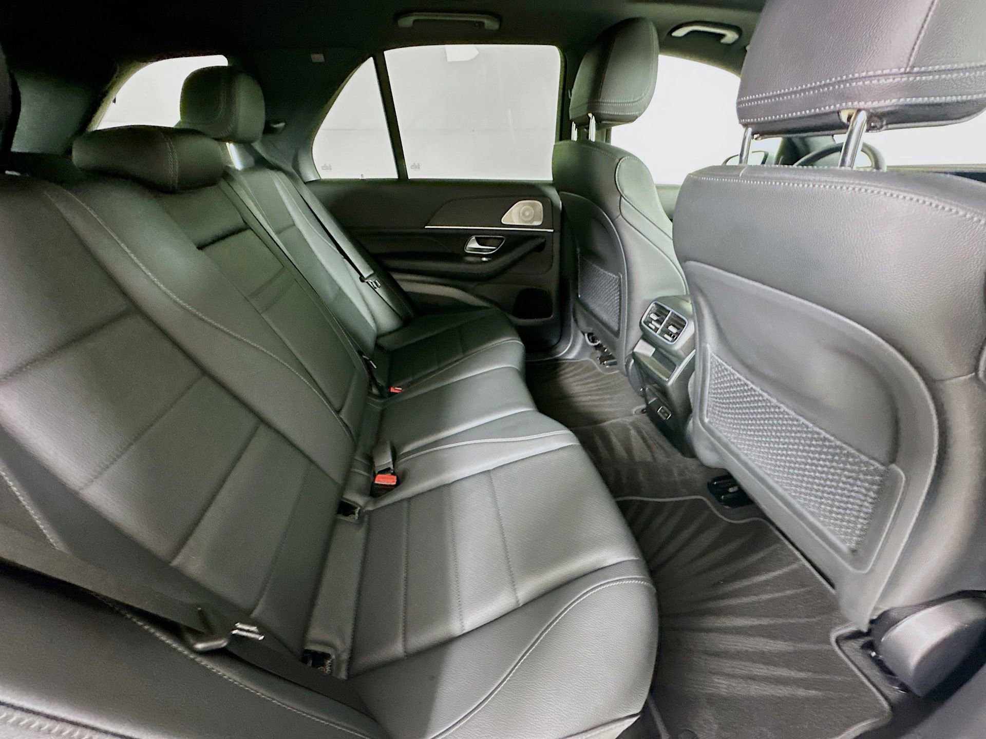 Used 2025 Mercedes-Benz GLE 350 4MATIC image 30