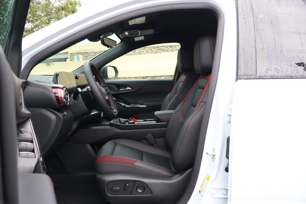 New 2027 Chevrolet Equinox RS w/ Safety and Technology Package AWD/4WD image 14