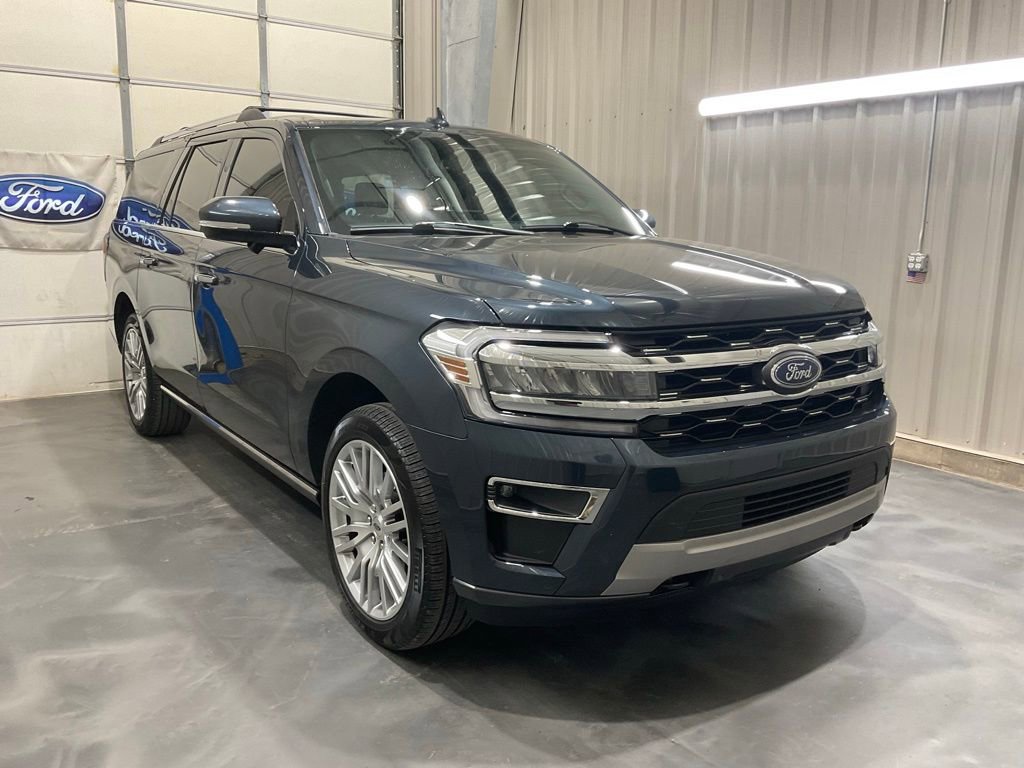 Used 2024 Ford Expedition Max Limited AWD/4WD image 1