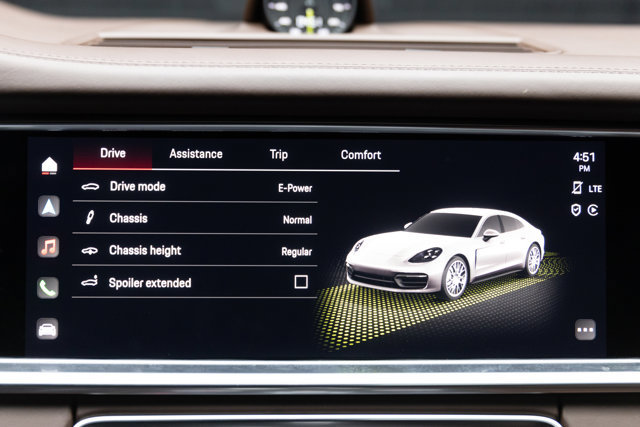 Used 2023 Porsche Panamera 4S Executive image 22