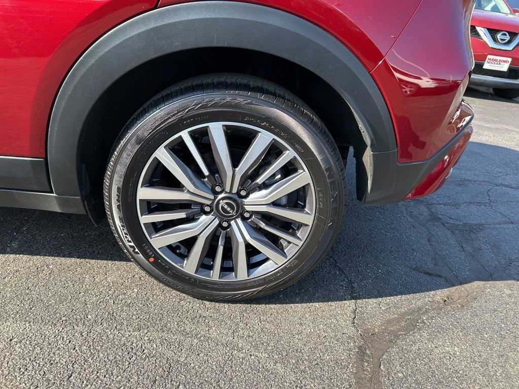 Used 2024 Nissan Kicks SV image 12