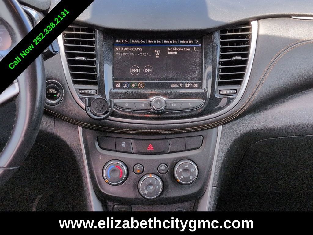 Used 2022 Chevrolet Trax LT w/ Driver Confidence Package AWD/4WD image 18