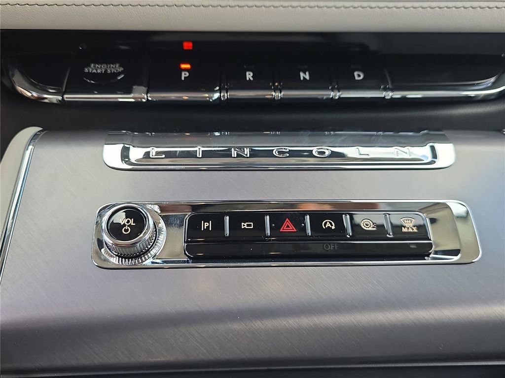 New 2026 Lincoln Aviator 2WD image 20