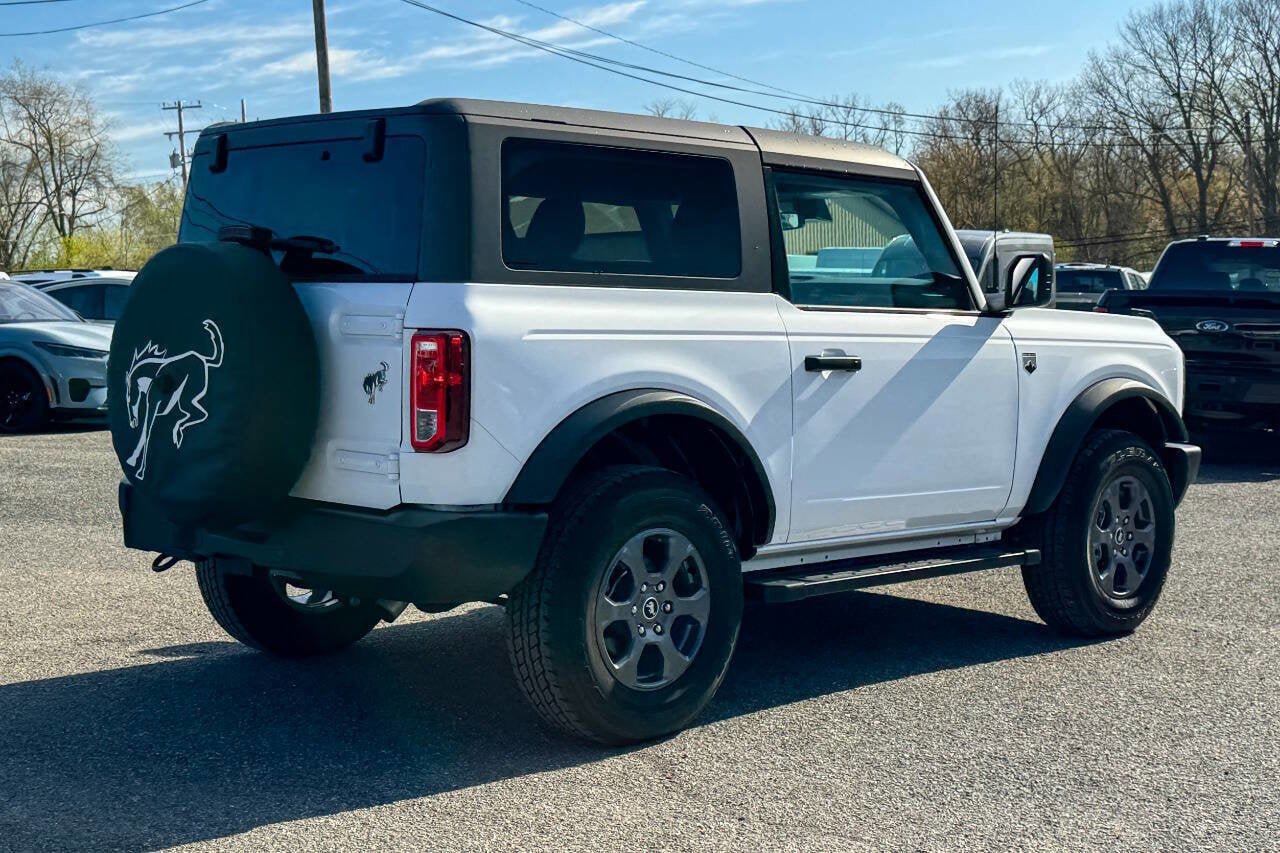 Used 2024 Ford Bronco Big Bend AWD/4WD image 3