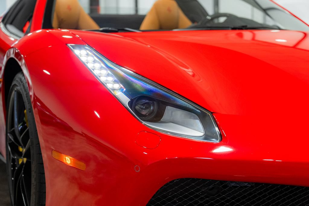 Used 2018 Ferrari 488 Spider RWD image 13