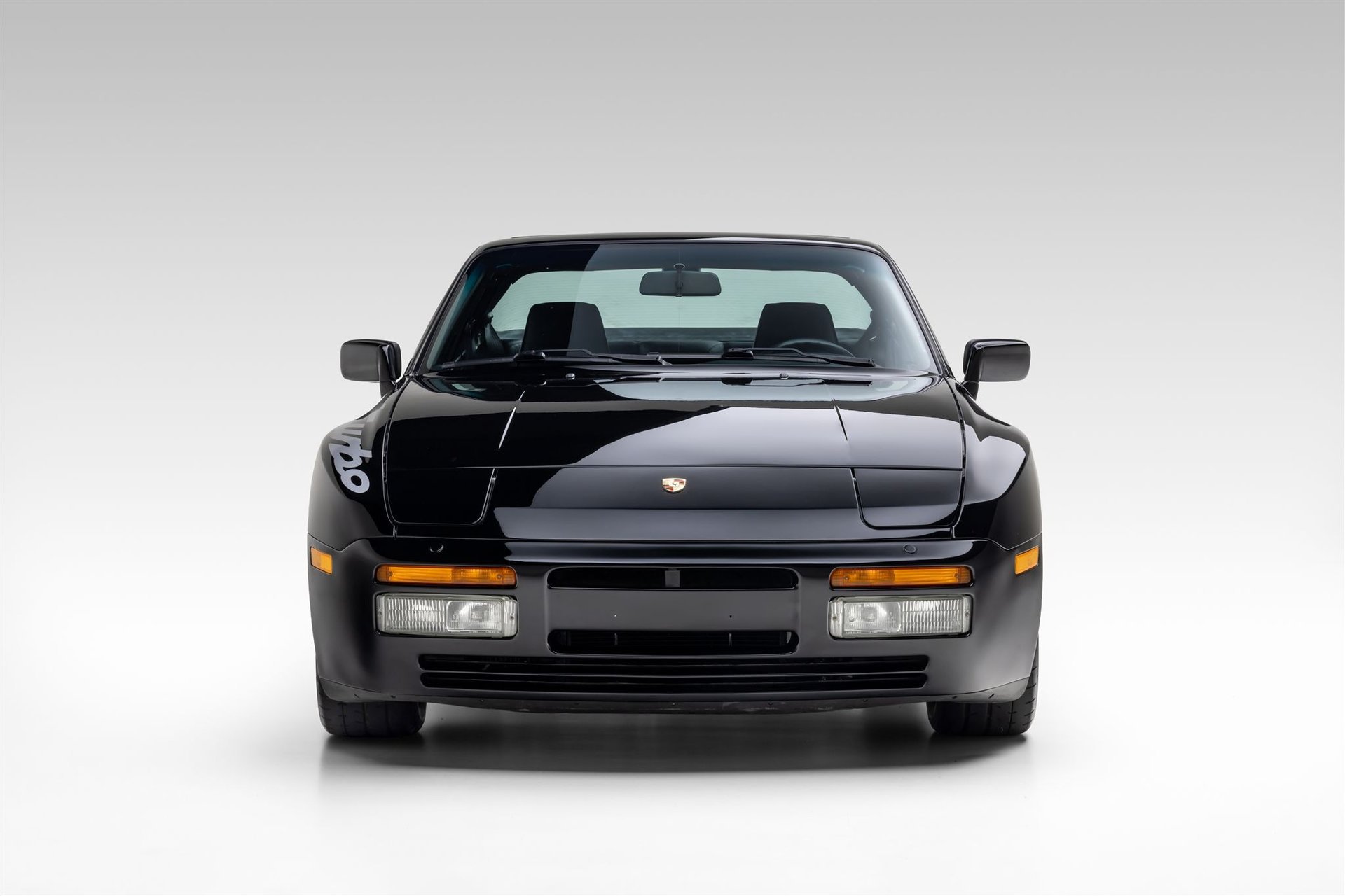 Used 1989 Porsche 944 Turbo RWD image 3
