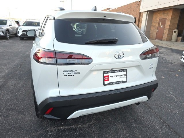 New 2026 Toyota Corolla Cross LE image 5