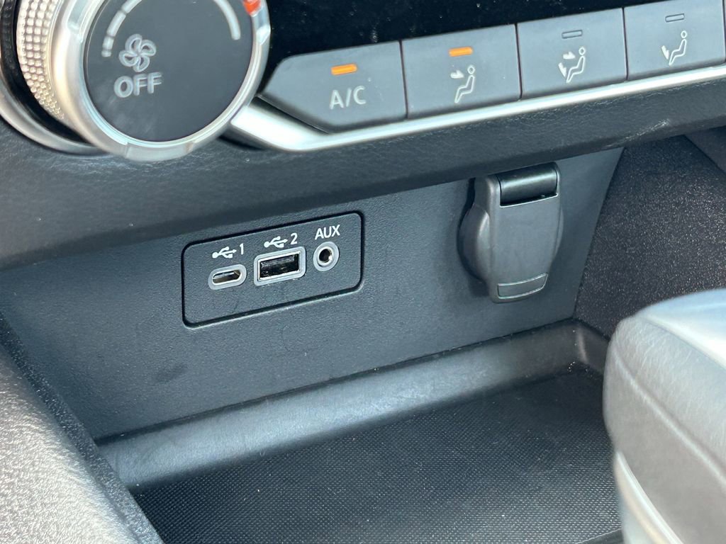 Used 2025 Nissan Altima 2.5 S image 21
