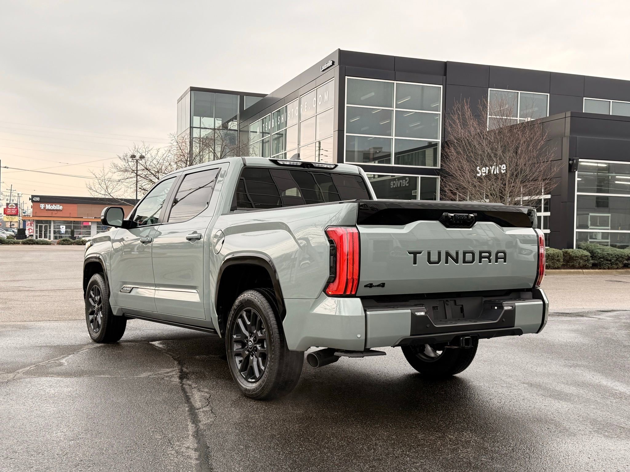 Used 2025 Toyota Tundra Platinum image 3