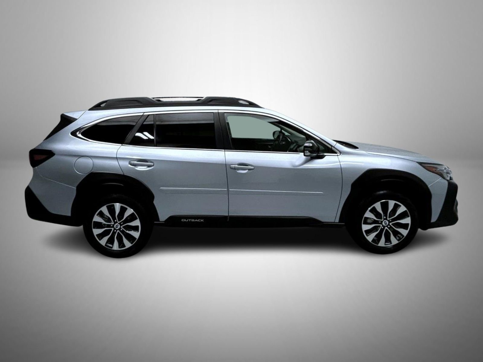Used 2025 Subaru Outback Limited image 4