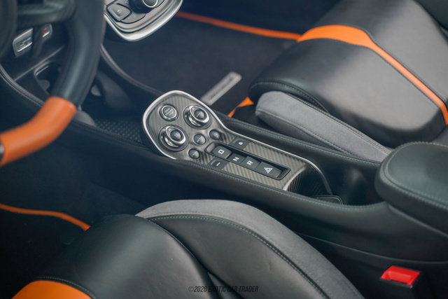 Used 2017 McLaren 570S Coupe RWD image 40