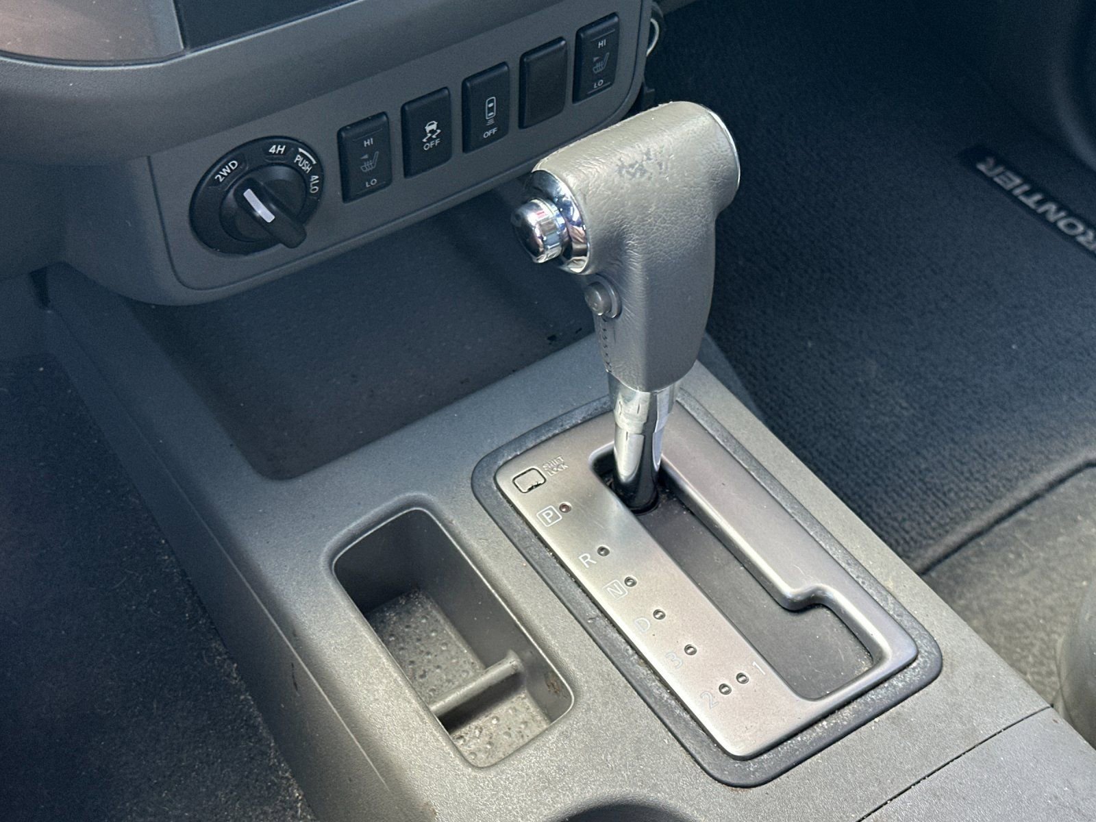 Used 2019 Nissan Frontier SL AWD/4WD image 20