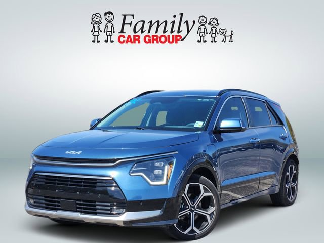 Used 2023 Kia Niro SX Touring image 1