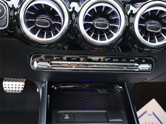 New 2025 Mercedes-Benz GLA 250 image 9