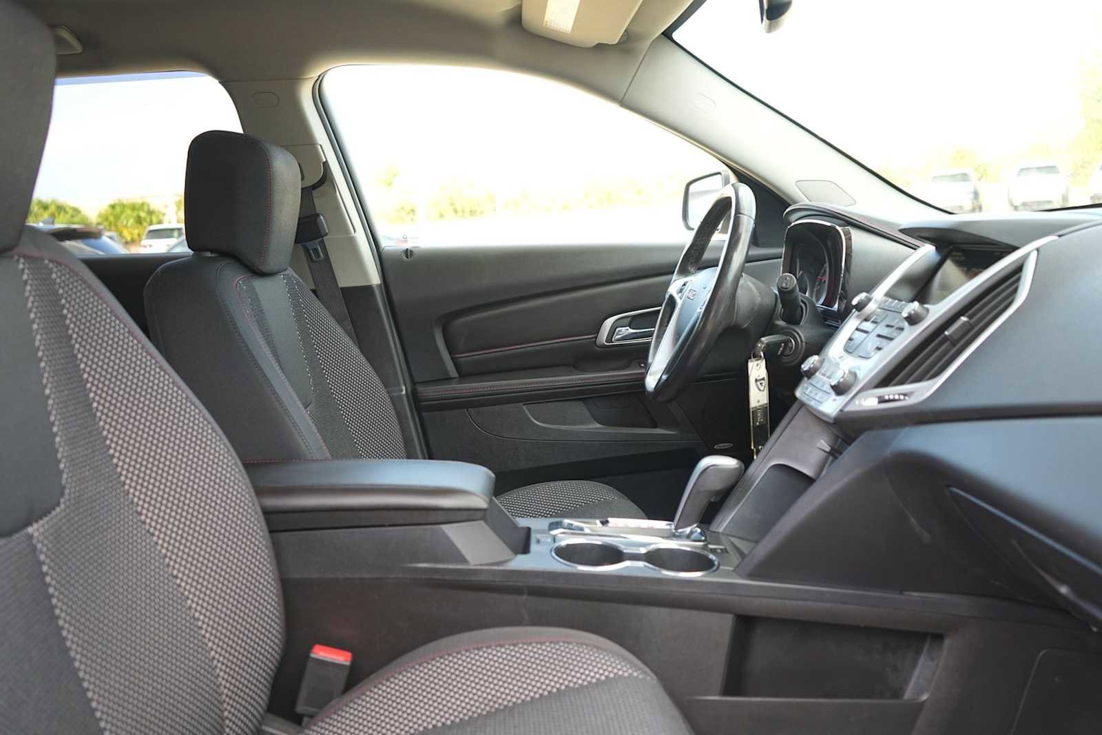 Used 2015 GMC Terrain SLE w/ Convenience Package AWD/4WD image 15