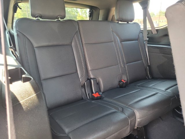 Used 2022 Chevrolet Suburban Z71 AWD/4WD image 14