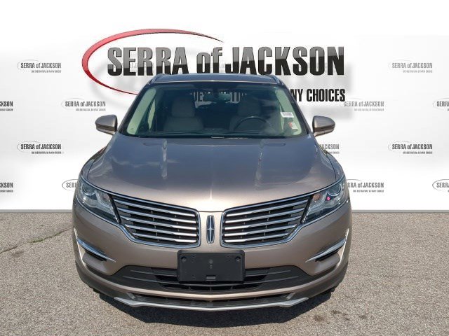 Used 2018 Lincoln MKC Select w/ Select Plus Package AWD/4WD image 3