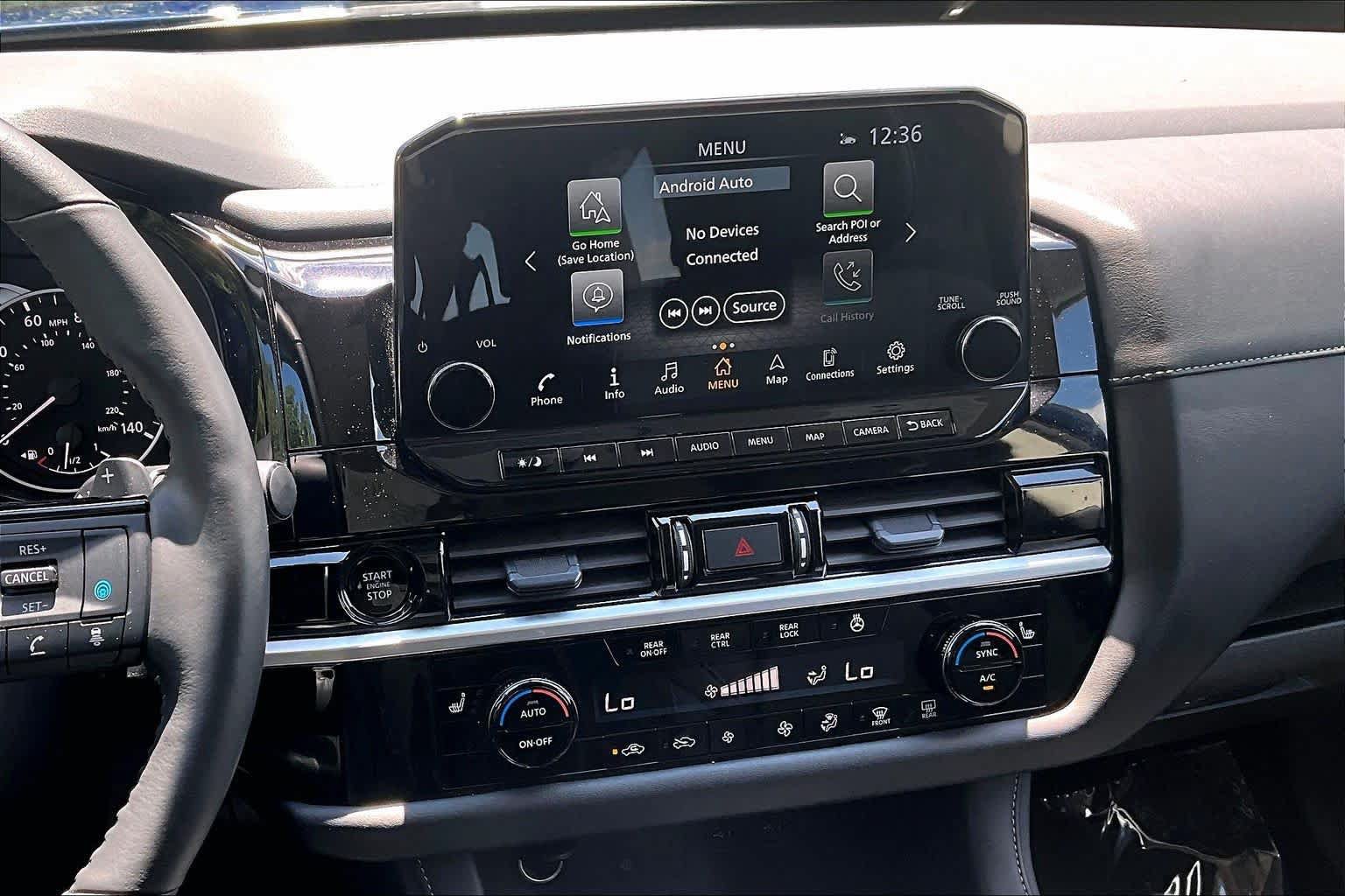 Used 2025 Nissan Pathfinder SL AWD/4WD image 7