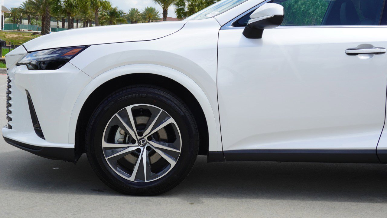 Used 2023 Lexus RX 350 Premium w/ Accessory Package (Z1) FWD image 10
