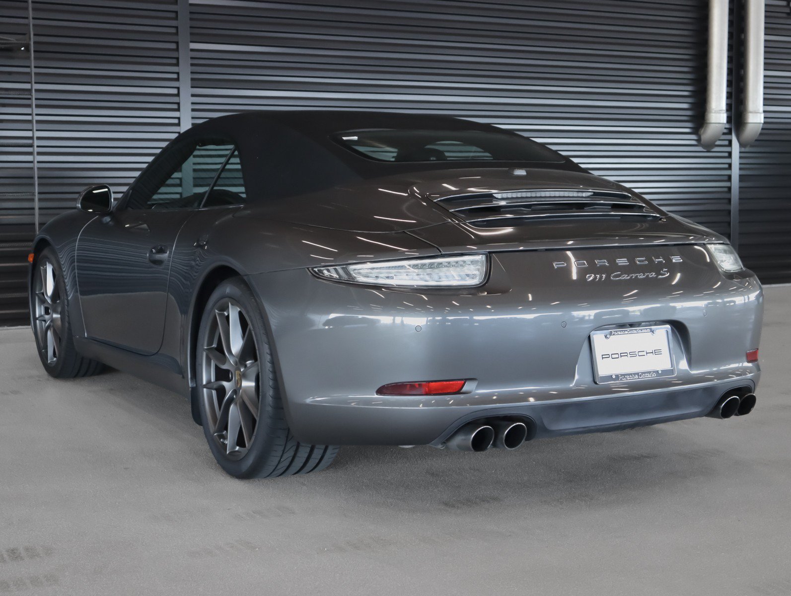 Certified 2015 Porsche 911 Carrera S RWD image 3