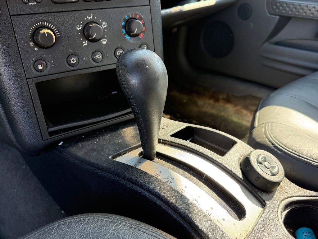 Used 2004 Pontiac Grand Prix GT2 w/ Leather Trim Pkg image 18