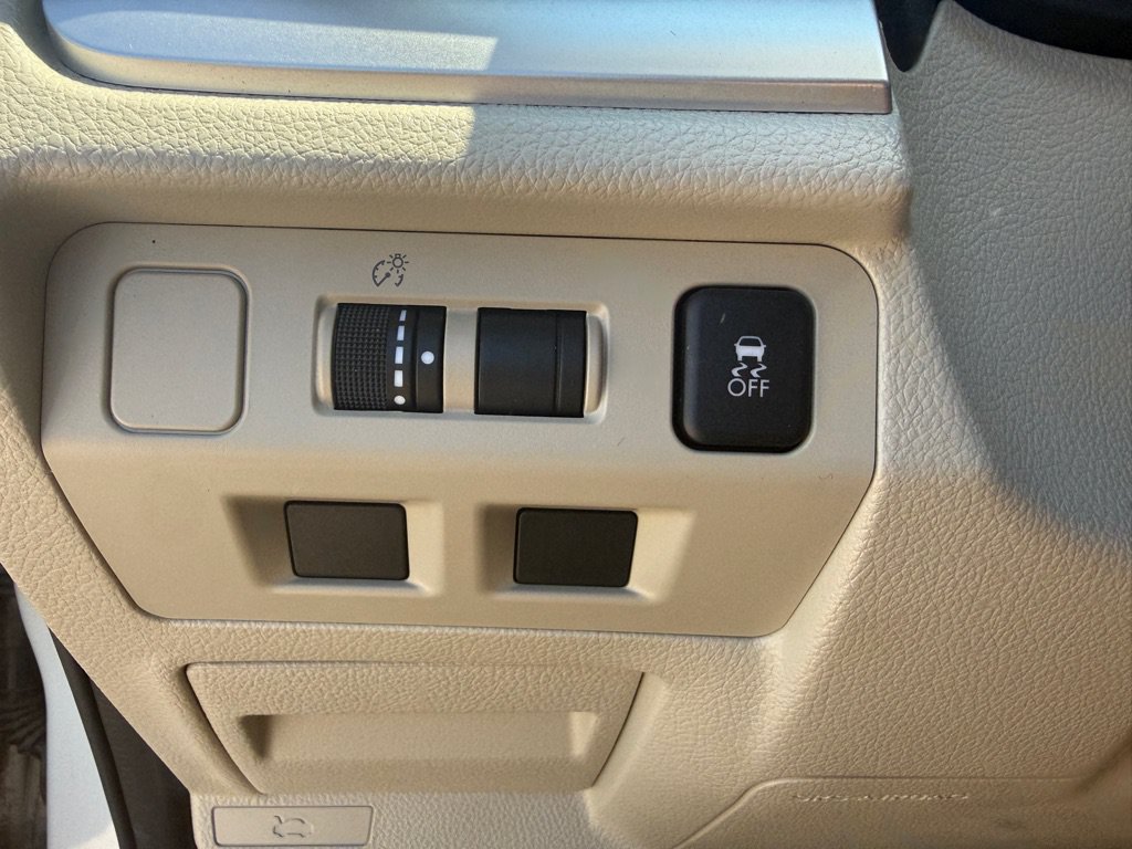 Used 2016 Subaru Impreza 2.0i AWD/4WD image 16