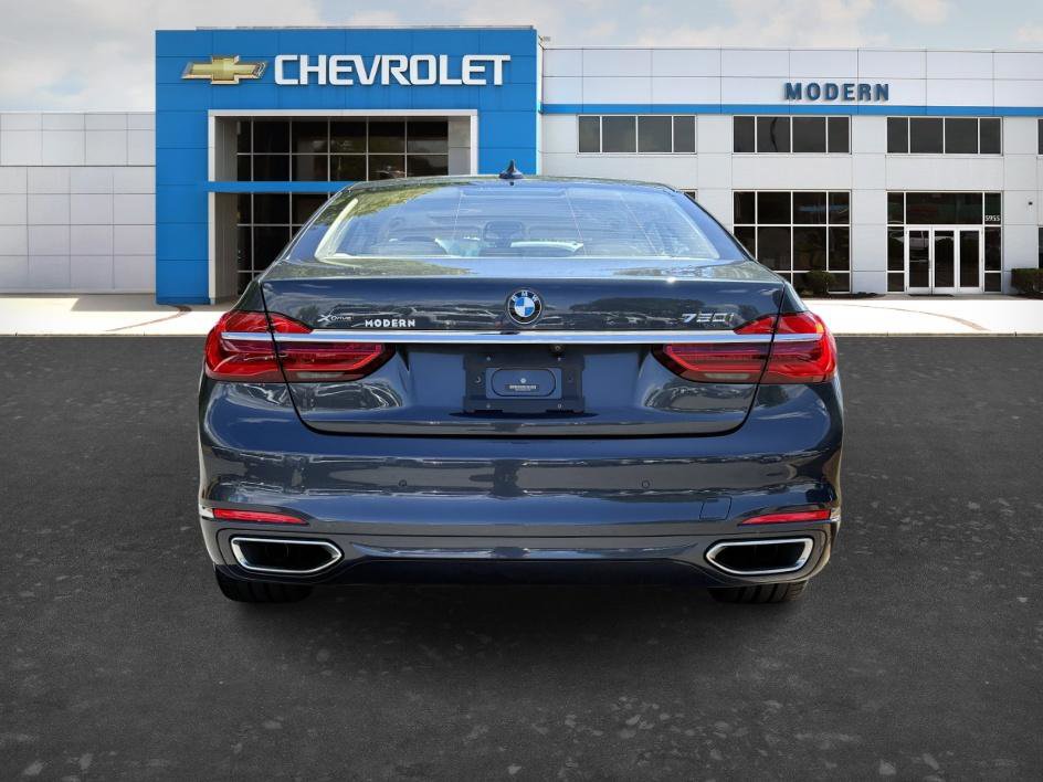 Used 2016 BMW 750i xDrive AWD/4WD image 4