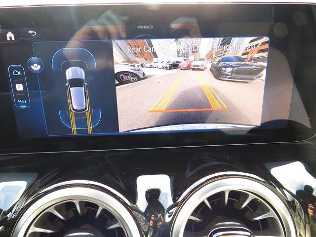 Used 2025 Mercedes-Benz GLA 250 4MATIC image 15