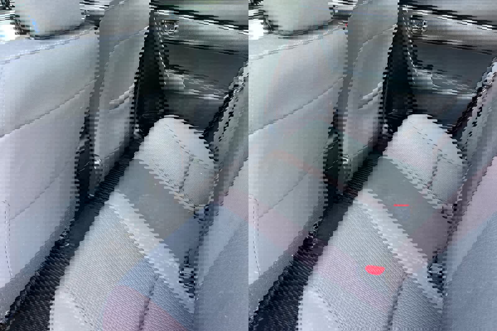 Used 2017 Toyota Corolla LE image 4