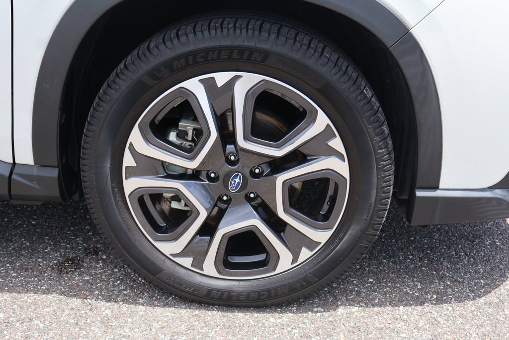 Used 2023 Subaru Ascent Touring AWD/4WD image 9