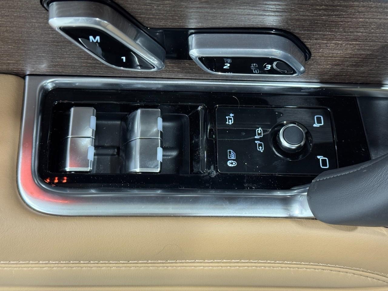 New 2026 Land Rover Range Rover SE image 25