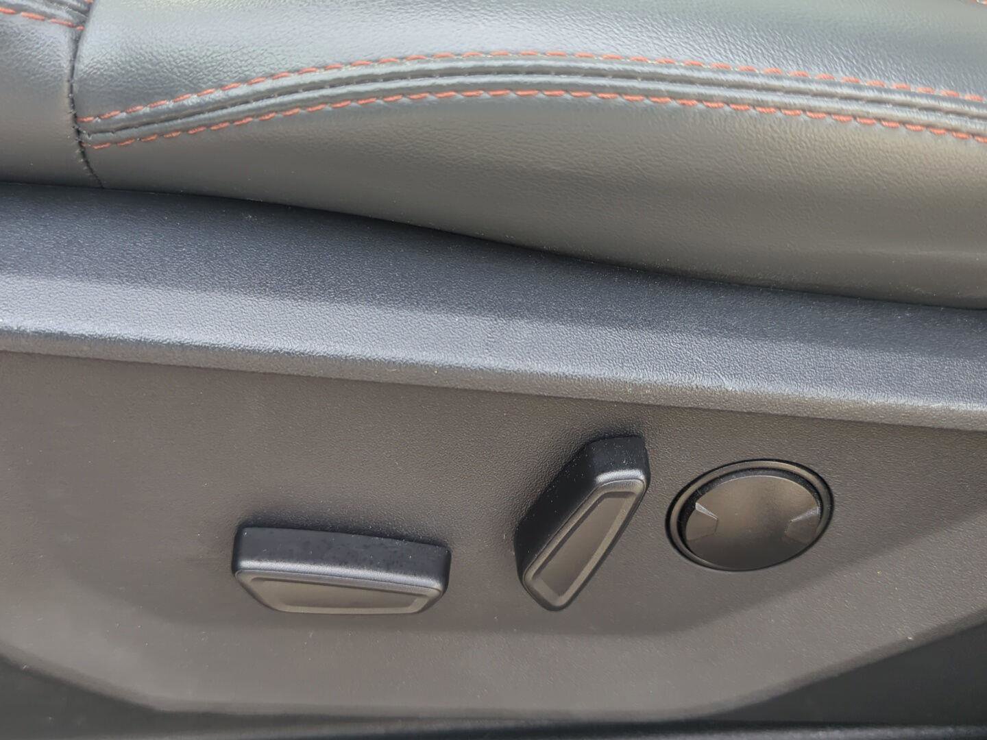 Used 2025 Ford Expedition Max Active AWD/4WD image 13