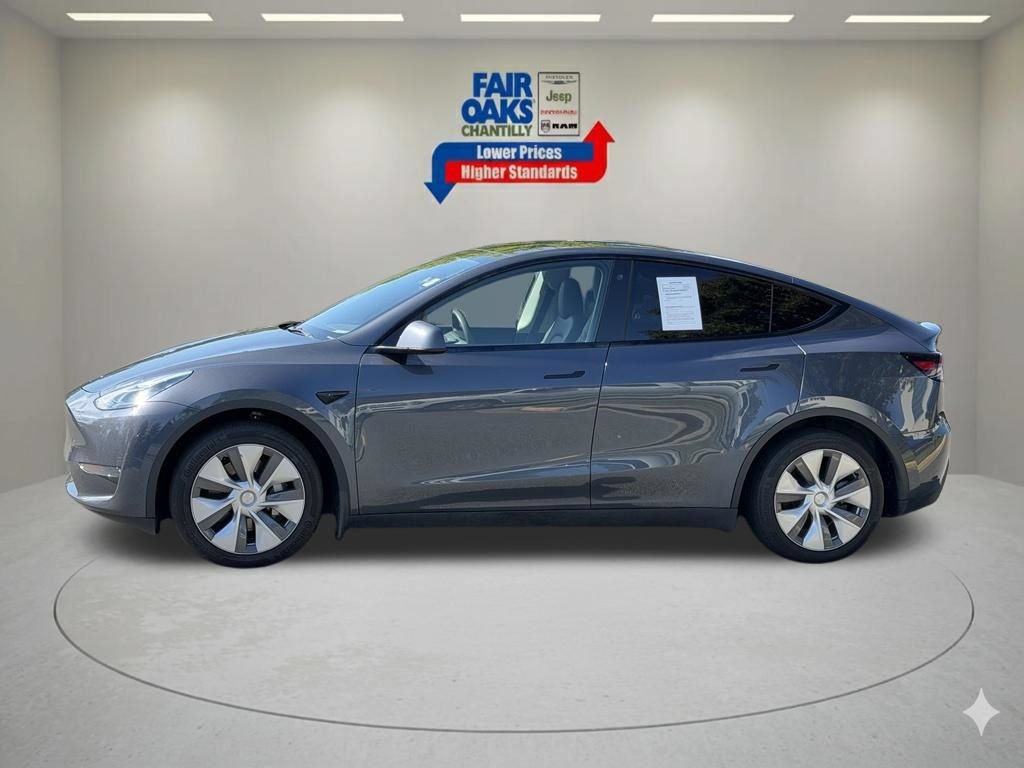 Used 2023 Tesla Model Y Long Range AWD/4WD image 11