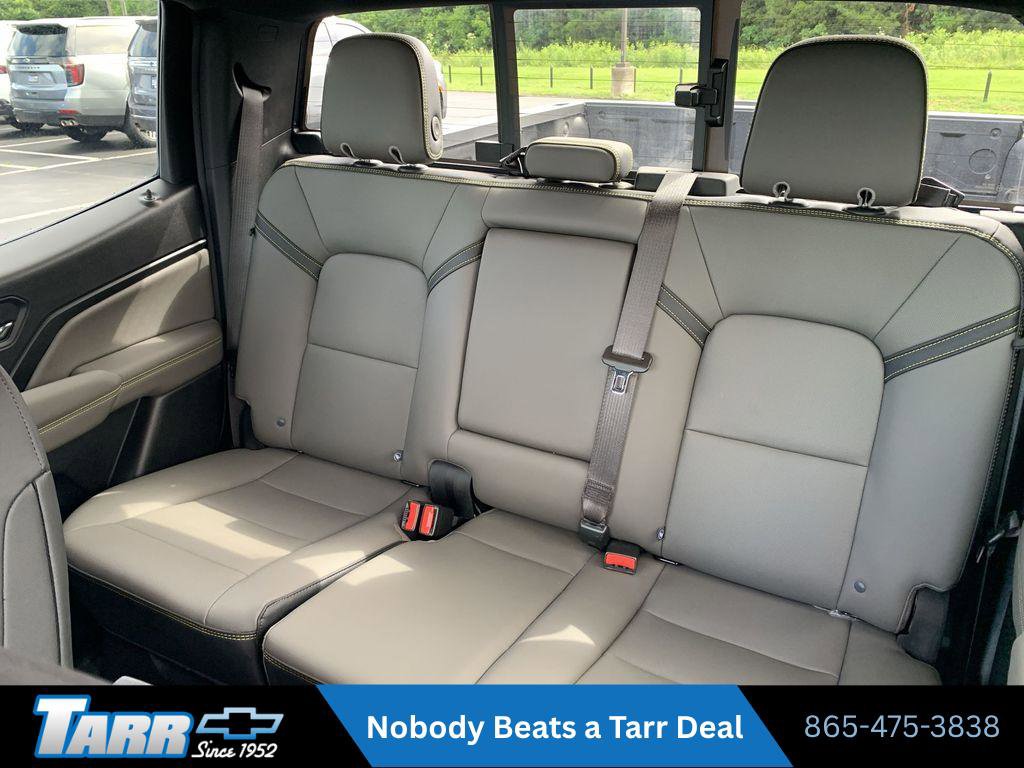 Used 2024 Chevrolet Colorado ZR2 w/ ZR2 Convenience Package III AWD/4WD image 24